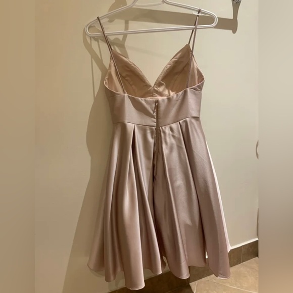 Rose gold/champagne/pink dress size 0, brand new never worn! - Picture 2 of 4